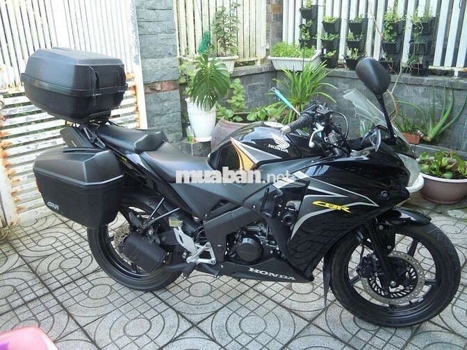 Cần bán Cbr150R Nhập Thái còn như mới