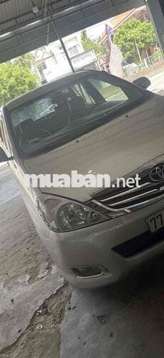 Toyota Innova 2006 G - 115367 km