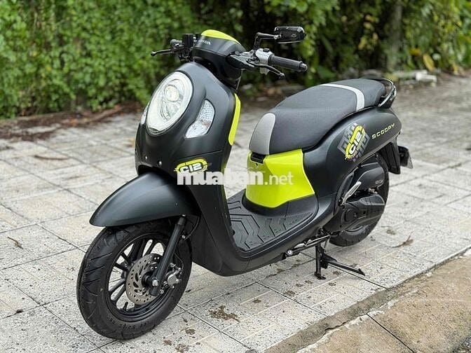 Scoopy Smk lướt 3k (Hàng bỏ mẫu) 9chủ