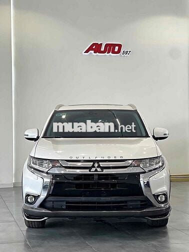 Mitsubishi Outlander Premium màu trắng