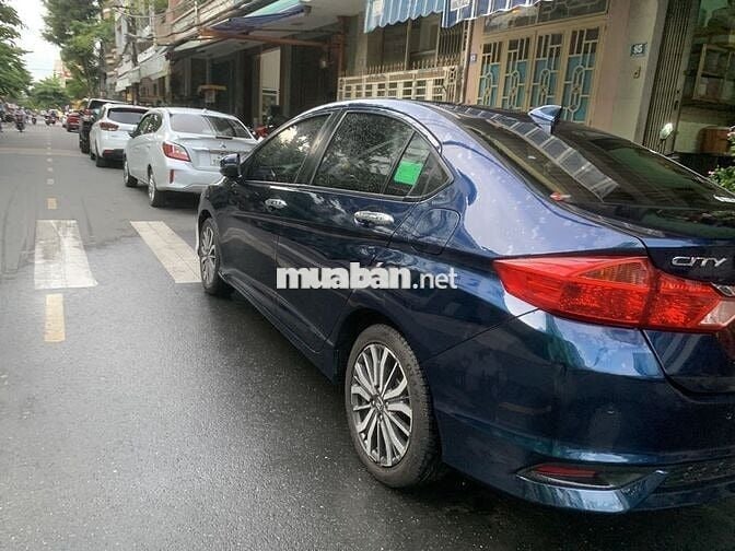 Xe Honda city Top mới đi 30.000 KM Màu xanh đen