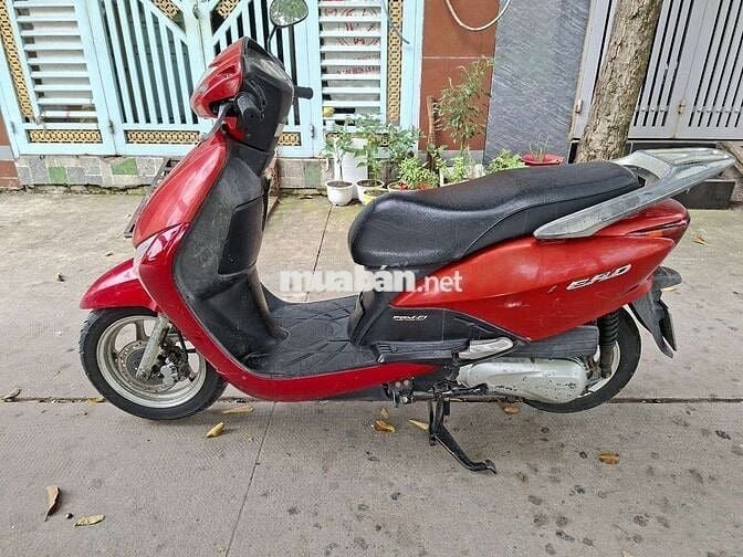 Lead Fi 110. Biển số thành phố 9c