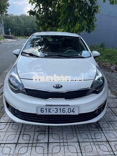 Kia Rio 2015 1.4 MT Sedan - 80000 km