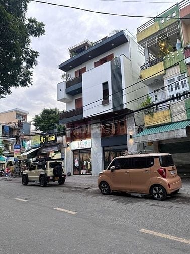 Nhà mặt tiền Đường Ngô Gia Tự, Hải Châu, Đà Nẵng, giá chỉ 9,x tỷ