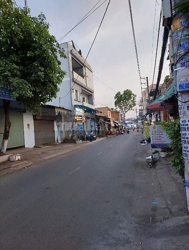 Bán nhà chính chủ mặt tiền ngã tư bốn xã, số 6 đường số 8, Bình Tân