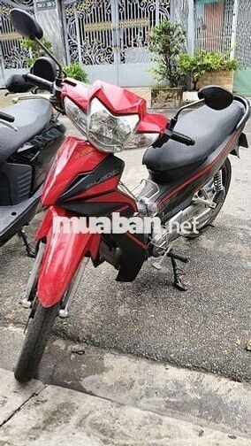 Honda blade, xe ngon cho anh em đi làm, đi học