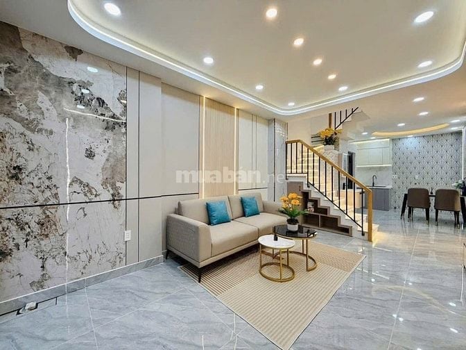 Cô Tư cần bán nhà Cô Giang - Quận Phú Nhuận / 65.2m2 / Giá 2 Tỷ 580