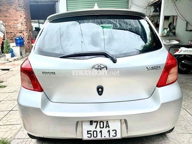 Toyota Yaris 2007 1.3 AT - 60 km