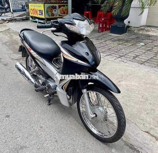 Cần bán xe Wave S110  đk 2012 bstp giấy tờ đầy đủ