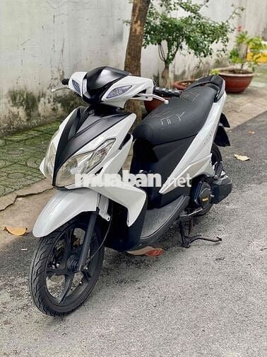 Cần bán xe Yamaha Luvias 125cc Fi đk 2015 bs63