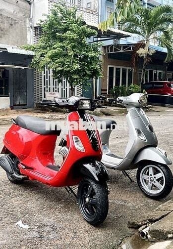 1 Cặp vespa S125 3V và vespa Lx125 Fi