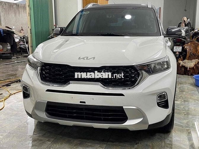 Kia Sonet 2021 Deluxe 1.5 MT - 42000 km