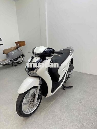 SH160 Abs date 2025 mới lăn bánh 109 km