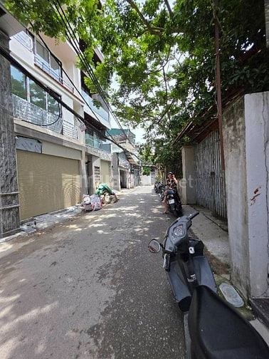 🏡 VIỆT HƯNG – BÁN ĐẤT TẶNG NHÀ 2 TẦNG – VỊ TRÍ ĐẸP – TIỆN ÍCH ĐẦY ĐỦ 