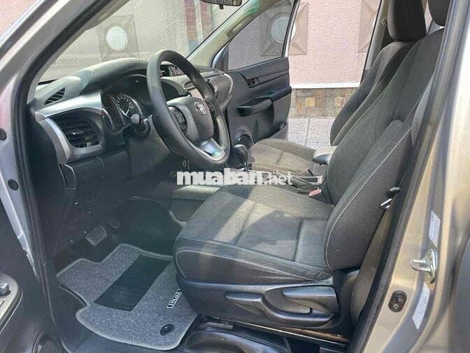 Toyota Hilux 2021 AT Xe như mới Bảo dưỡng đầy đủ