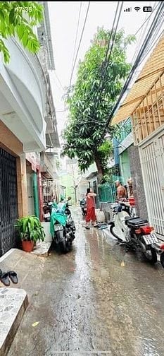  2,98tỷ trệt + lửng + lầu 3,4 x 6,8 hẻm rộng 3m , ba gác tới nhà SHR 