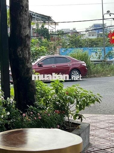 Toyota Camry 2020 2.0G - 76000 km