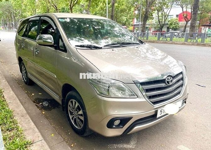 Toyota Innova 2016 2.0E zin xe gia đình chính chủ