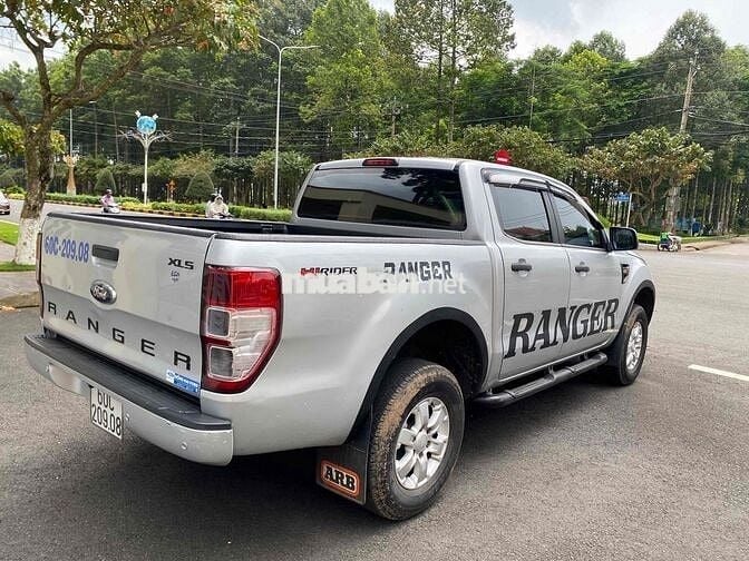 Ford Ranger 2015 STD zin tuyệt đối từ nắp cam cò