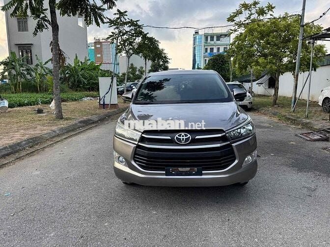 Toyota Innova 2019 2.0G - 102000 km