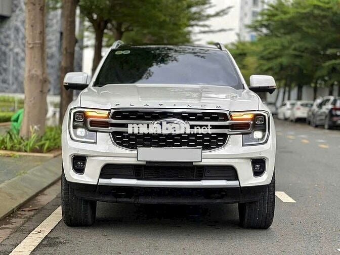 FORD EVEREST PLATINUM