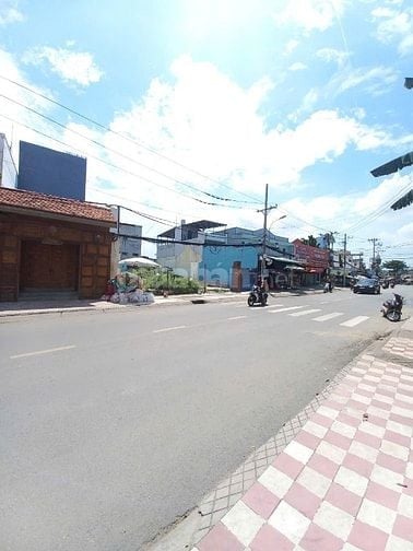 Bán đất mặt tiền Tô Ngọc Vân Q12 giáp Gò Vấp giá 10,5 tỷ