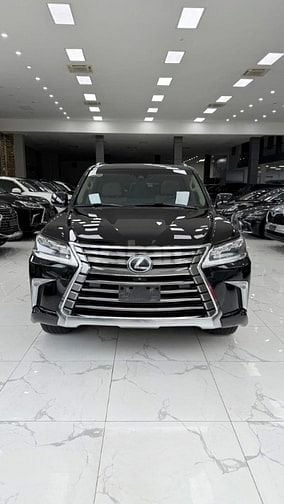 Bán Lexus LX570 nhập Mỹ sản xuất 2016, 1 chủ từ mới, biển Hà Nội.