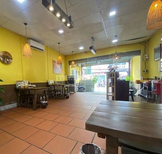Mặt Tiền Phan Văn Trị 6x30m Có 1 Lầu Có Sân Để Được 3 Hàng Xe Chỉ 28Tr