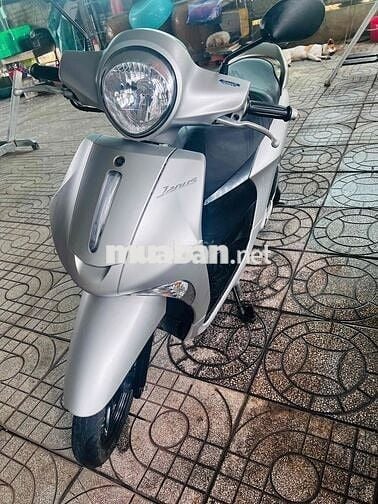 Xe tay ga Janus bạc smartkey 2019