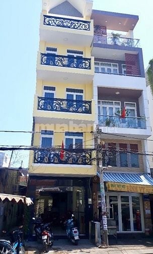 Bán nhà mặt tiền, đang kinh doanh