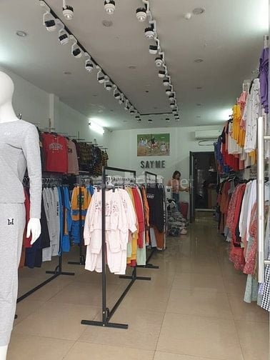 Cho thuê nhà nguyên căn mặt đường Ngô Gia Tư để làm cửa hàng và ở