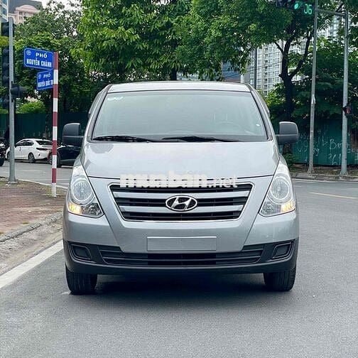 Thanh lý xe Hyundai Grand Starex chở tiền 2016