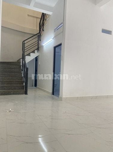 Bán nhà Âu Cơ, Tân Bình, 8x20, đúc BTCT, dự kiến 120~140tr/th, giá rẻ