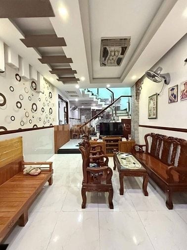 Nhà Hoàng Diệu đang có sẵn hd thuê 16tr cần bán trong tháng này đây!!!