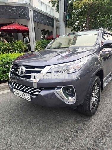 Toyota Fortuner 2017 2.7V 4x4 - 200000 km 580tr