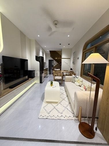 BÁN NHÀ PHỐ BẠCH ĐẰNG – 39m² – NHÀ DÂN XÂY – FULL NỘI THẤT – HƠN 7 TỶ