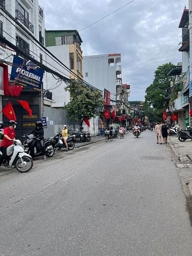 Bán nhà mặt phố Vĩnh Hưng, Hoàng Mai, Dt 75m2, 6t, giá 21.5 tỷ.