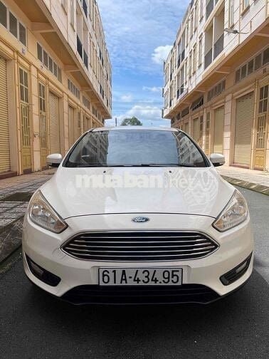 Ford Focus 2017 Trend 1.5L - 100000 km