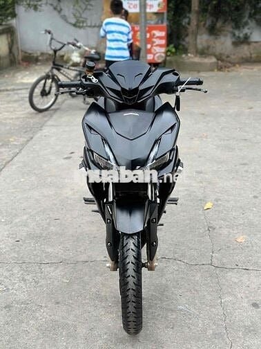 xe v3 2023 máy zin mới 99%