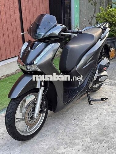 Sh125/2019 mẫu 2020 chính chủ biển sài gòn