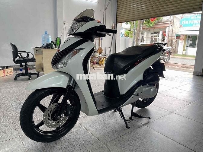 Nguyên con Sh 150cc Ý 2010 vô 4 món Dylan .❤️