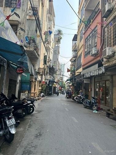 NGÕ Ô TÔ TRÁNH PHỐ HOÀNG CẦU - MẶT TIỀN RỘNG 5M