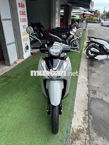 Honda SH mode 2024  ( góp cần cccd không nợ xấu )