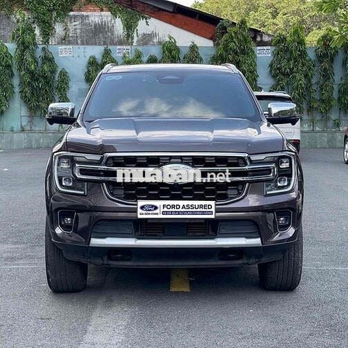 FORD EVEREST 4x4 2022 XE HÃNG ĐI LƯỚT CHẤT ĐẸP