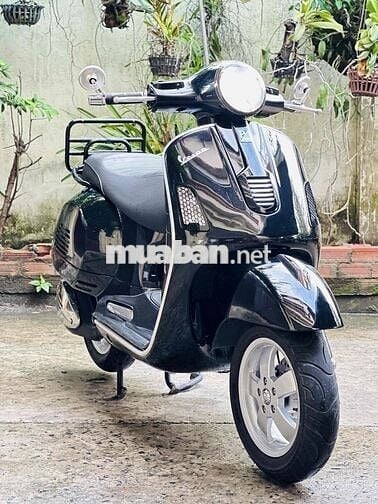 VESPA GTS 125CC IE SUPPER PHUN XĂNG NHẬP Ý