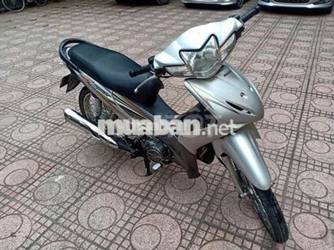 Bán Xe Wave RS 2011 Màu bạc xe còn mới