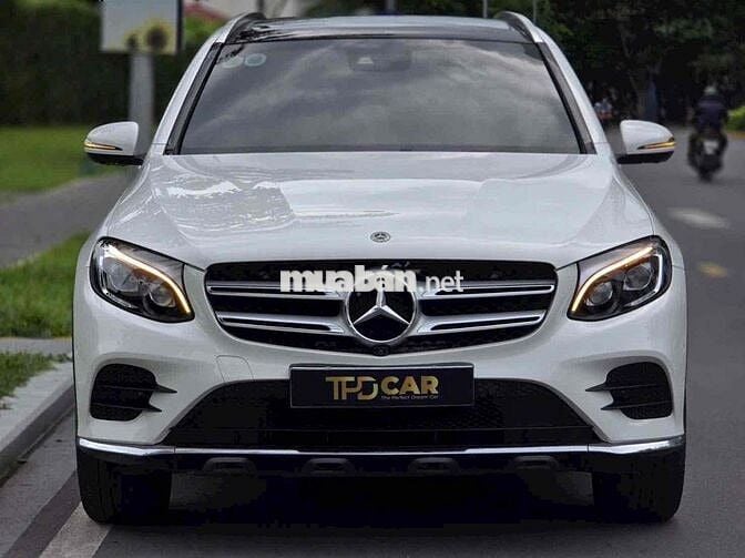 Mercedes-Benz GLC300 sản xuất 2018