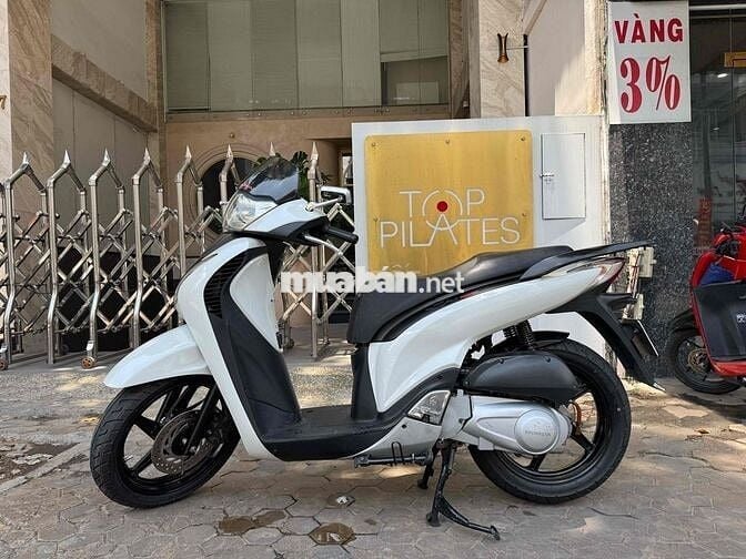 sh150 ý đầu 104 trắng đen sporty