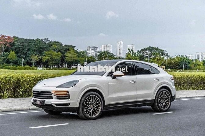 Cayenne Coupe Model 2023 màu trắng nt đỏ siêu đẹp