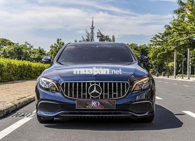 Mercedes_E200_Sport 2020 màu xanh nt nâu siêu đẹp
